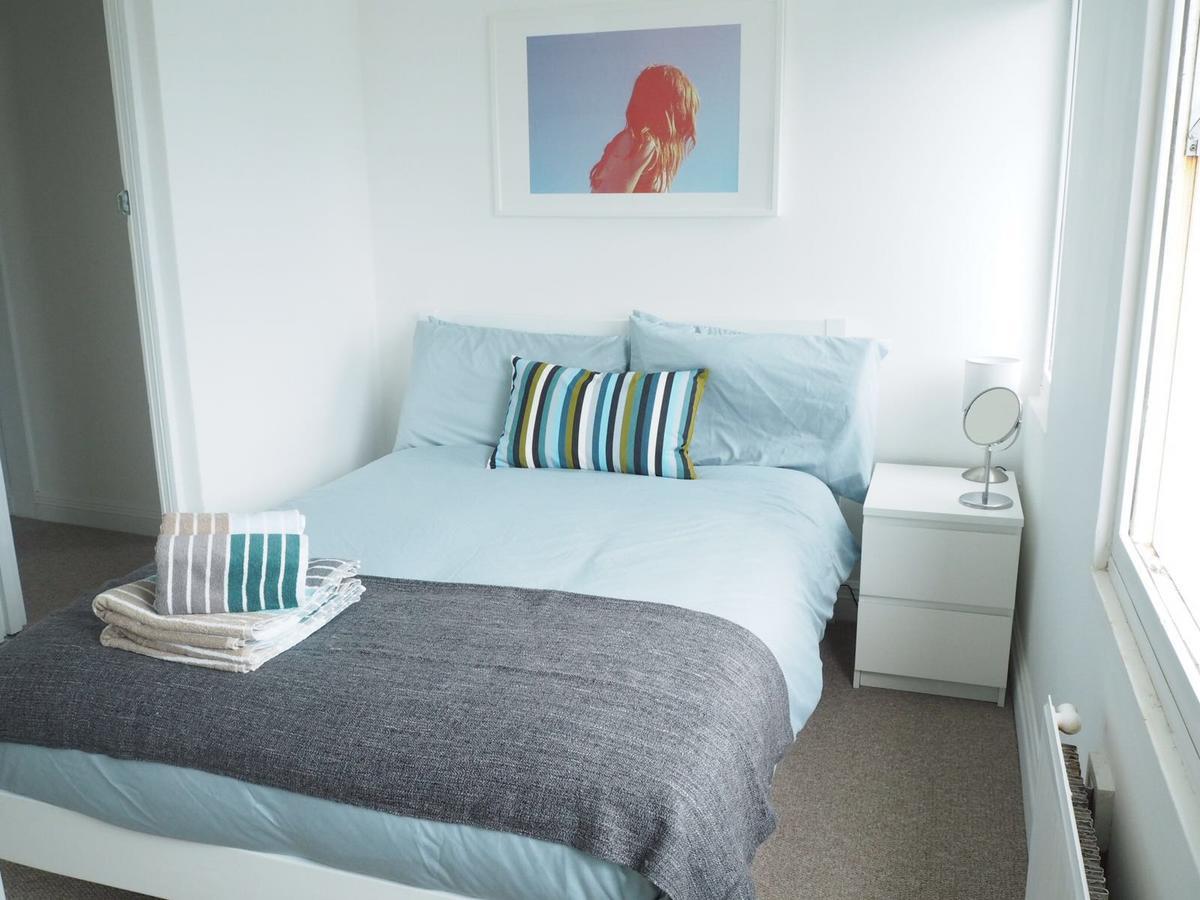 Wax, Watergate Inn 3*